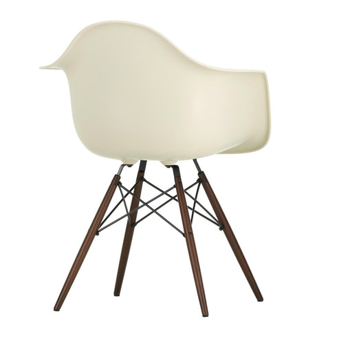Cadeira de Braços em Plástico Eames DAW / Base Ácer Escuro